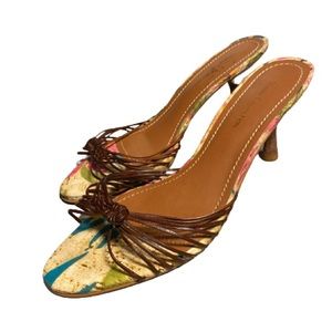 VIANNI COLLECTION Open toe low high heels